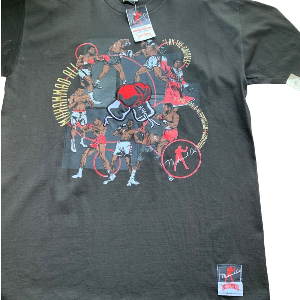 Vintage RARE Muhammad Ali tee shirt.